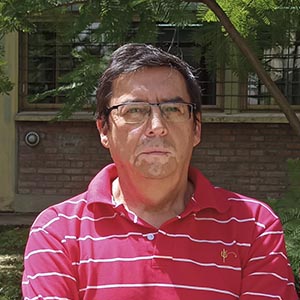 Dr. Fernado Tilca